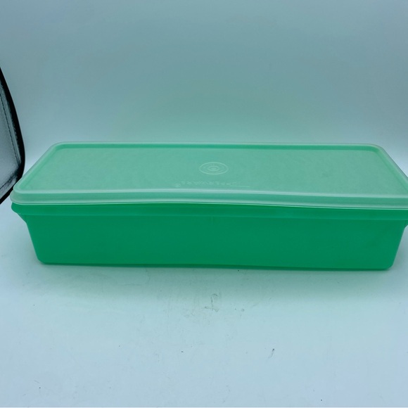 VTG Tupperware Celery Veggie Keeper #892-1 Jadeite w Sheer Seal No Insert - Picture 1 of 9
